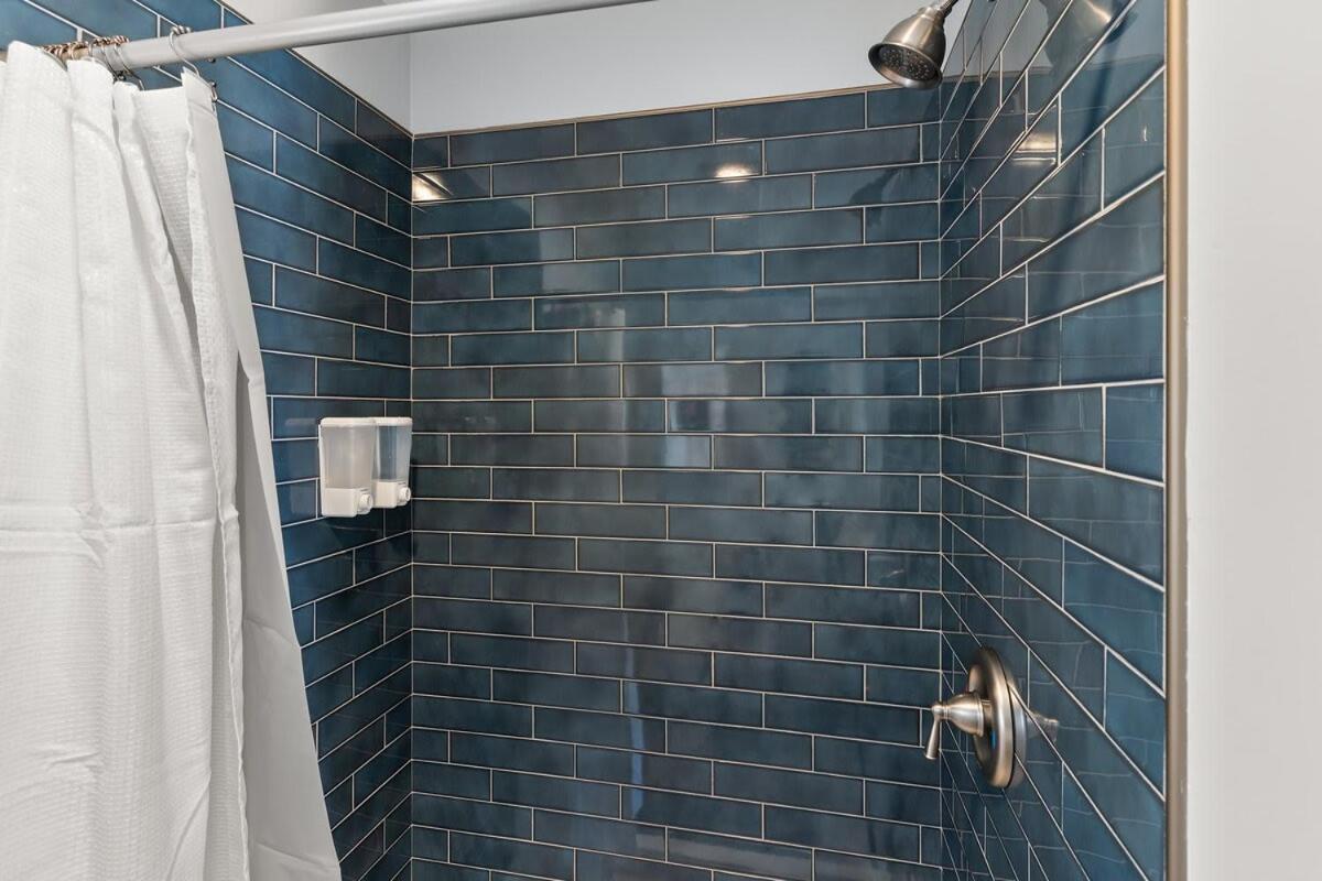 Steps To Beach Fully Renovated Sleeps 6 هامبتون المظهر الخارجي الصورة